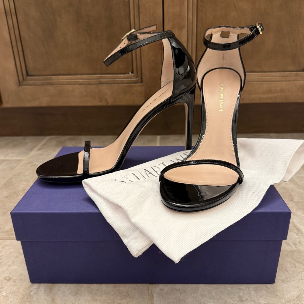 Stuart Weitzman Nudist Noir Gloss Leather High Heel Sandal 105mm